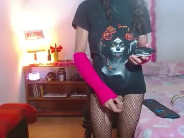 bitchyfarrah_moores – webcam model profile photo Image 15