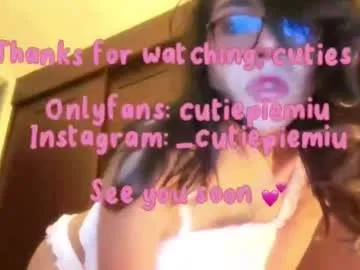 TaniaBluez – webcam model profile photo Image 15