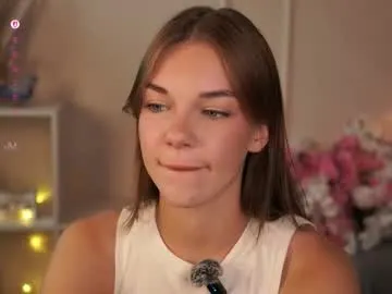 AniClark – webcam model profile photo Image 18