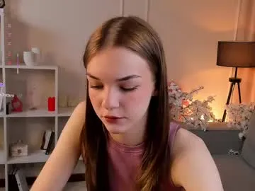 AniClark – webcam model profile photo Image 7