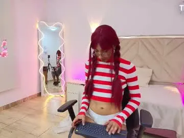 sweet_littleee – webcam model profile photo Image 11