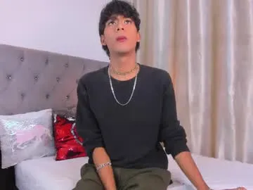 KaiaLoren – webcam model profile photo Image 16