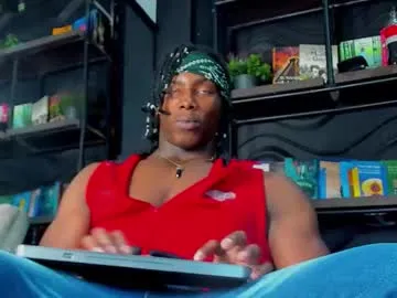 Andrea – webcam model profile photo Image 10