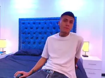 kat_ly_chan – webcam model profile photo Image 4