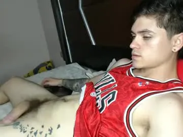 aurorapink_ – webcam model profile photo Image 3