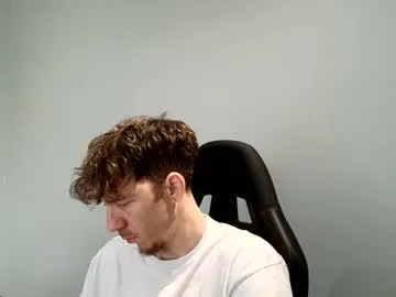 delilah_blazee – webcam model profile photo Image 3