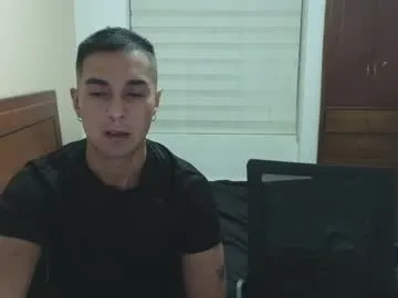 EmiliaWalker – webcam model profile photo Image 4