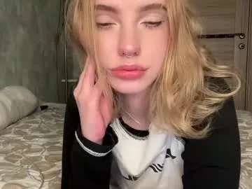 HoneyJo – webcam model profile photo Image 2