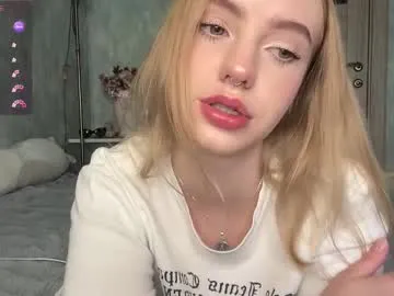 HoneyJo – webcam model profile photo Image 5