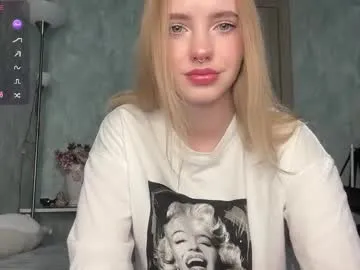 HoneyJo – webcam model profile photo Image 7