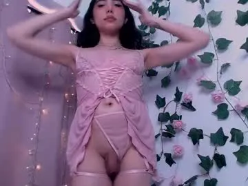 50best – webcam model profile photo Image 6