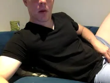 rayannzz – webcam model profile photo Image 18