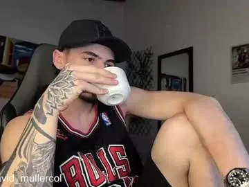 brownboy6999 – webcam model profile photo Image 3