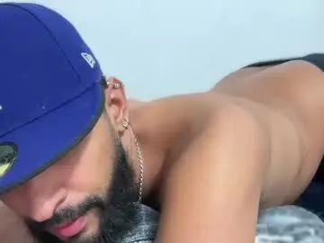 mae_nathan – webcam model profile photo Image 18