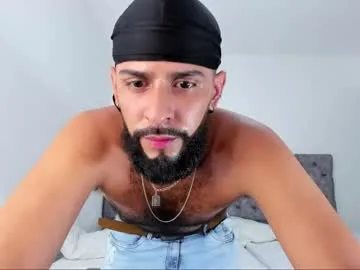 mae_nathan – webcam model profile photo Image 7