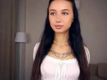 GabyCastellanos – webcam model profile photo Image 3