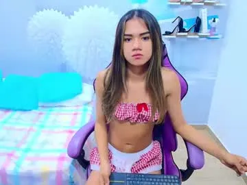 iamsomeone1234 – webcam model profile photo Image 3