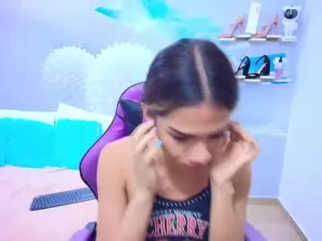 iamsomeone1234 – webcam model profile photo Image 5