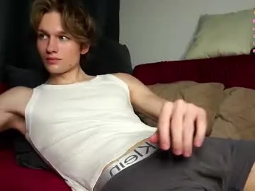 sunflower_28 – webcam model profile photo Image 2