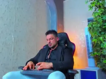 SarithaBroun – webcam model profile photo Image 9