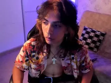 ChloeWills – webcam model profile photo Image 14