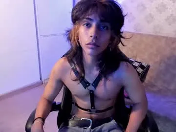 ChloeWills – webcam model profile photo Image 15