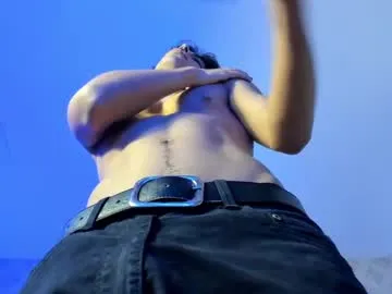 ChloeWills – webcam model profile photo Image 7