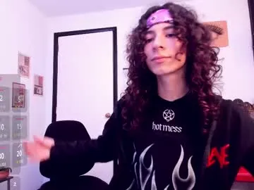 MollyBoston – webcam model profile photo Image 3