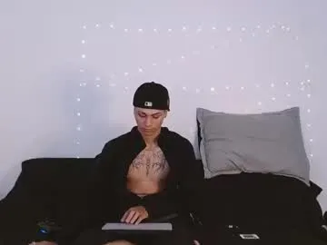 NikoleBakers – webcam model profile photo Image 3