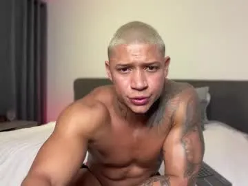 mae_nathan – webcam model profile photo Image 16