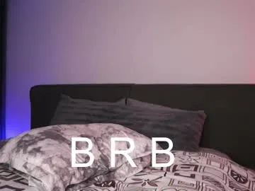 mae_nathan – webcam model profile photo Image 7