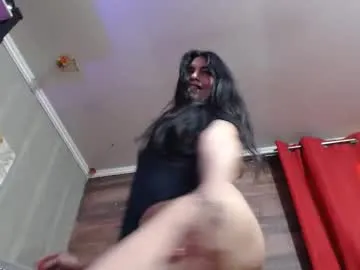 ViviennePower – webcam model profile photo Image 5