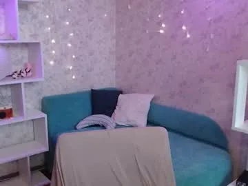 tivneet_kaur – webcam model profile photo Image 4