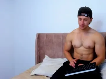 tivneet_kaur – webcam model profile photo Image 6