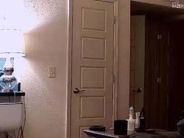 July – webcam model profile photo Image 17