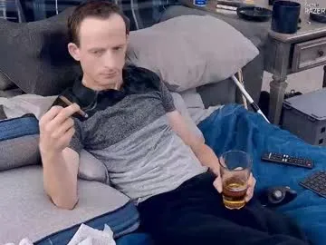 July – webcam model profile photo Image 18