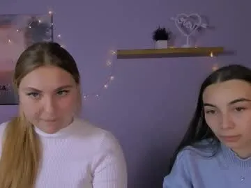 dina_bloom – webcam model profile photo