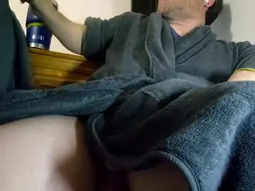 discreetdwarf88 – webcam model profile photo