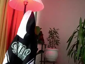 beaute_fatale – webcam model profile photo Image 6