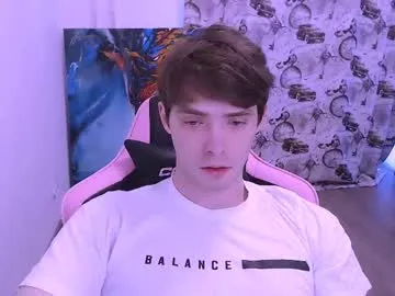 AdelinaLuuna – webcam model profile photo Image 6