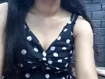 AdelLonsford – webcam model profile photo Image 7