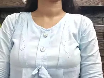 AdelLonsford – webcam model profile photo Image 9