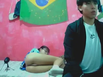 sunflower_28 – webcam model profile photo Image 2