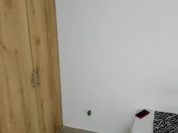 yenifer016 – webcam model profile photo Image 13