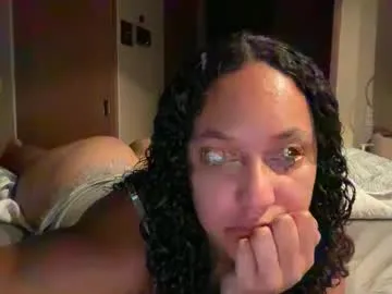 indiandesiguys2023 – webcam model profile photo Image 3