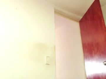 JuliaHayss – webcam model profile photo Image 4