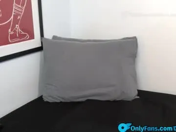 sunflower_28 – webcam model profile photo Image 16