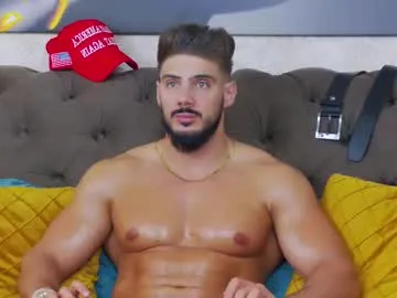 Emely – webcam model profile photo Image 6