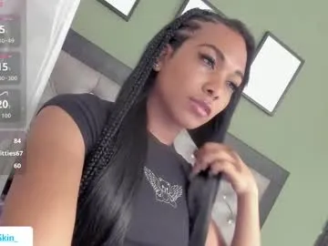 IsabellaEstrada – webcam model profile photo Image 15