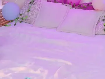 MariyaNovak – webcam model profile photo Image 16